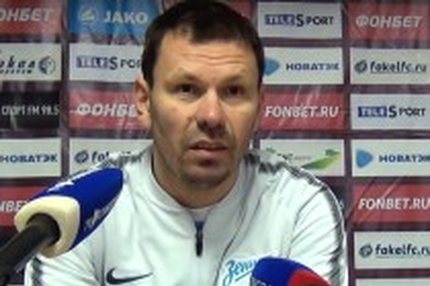 Зырянов и Анюков вытаскивают "Зенит-2" из опасной зоны