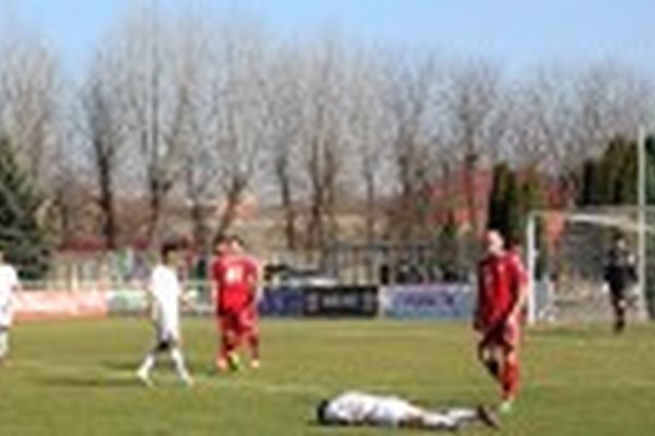 "Ангушт" – "Мордовия" – 0:0 "Ангушт" – "Мордовия" – 0:0