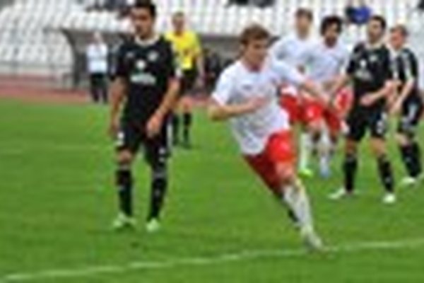 "Спартак-Нальчик" - "Химик" - 0:0