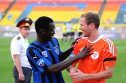 13:04 04.12.2011 Автор: Аулин Евгений Футбольная Национальная Лига (ФНЛ) - Cезон 2011/12 , Жемчужина-Сочи Лучшие кадры