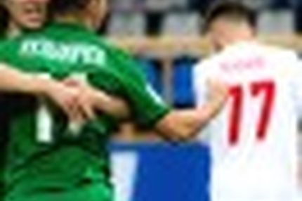 09:29 03.12.2018 Автор: Борис Ходоровский ФНЛ - Cезон 2018/2019 Илья КУЗЬМИЧЕВ: Когда стал лучшим бомбардиром в чемпионате Питера, меня звали в…