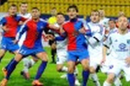 18:42 18.09.2012 Авторы: Антон Сазонтов, Сергей Челеевский Футбольная Национальная Лига Cезон 2012/2013 , Енисей - Сибирь , Енисей , Сибирь "Енисей"…
