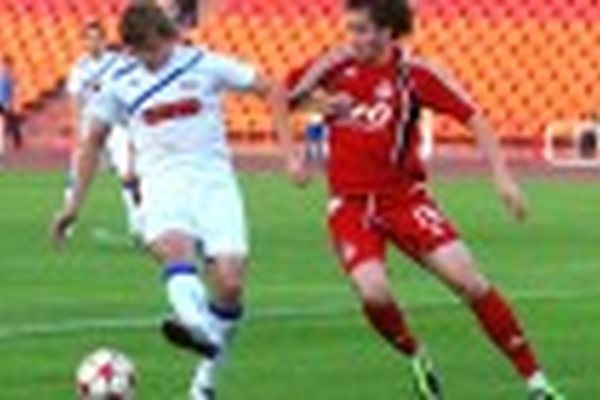 "Локомотив" Лс - "Металлург-Оскол" - 0:1 "Локомотив" Лс - "Металлург-Оскол" - 0:1