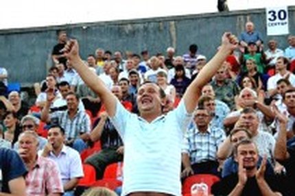 17:33 25.07.2012 Автор: Роман Велижанин Футбольная Национальная Лига Cезон 2012/2013 , Ротор - Химки , Енисей - Петротрест , Салют - Балтика ,…