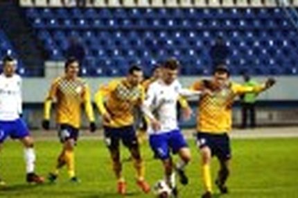 00:26 12.11.2016 Источник: OneDivision.ru - Футбол России: РФПЛ, ФНЛ Футбольная Национальная Лига (ФНЛ) - Cезон 2016/2017 , Енисей - Балтика , Химки…