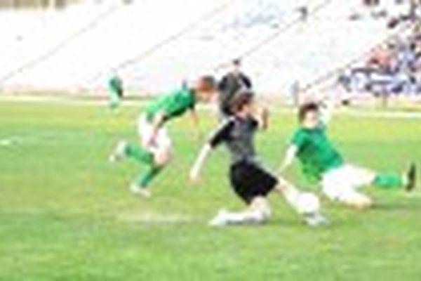Бессильны оказались что-либо поделать и полевые игроки