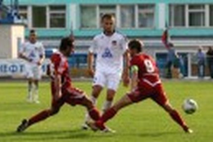 13:05 04.09.2011 Автор: Лицин Константин Второй дивизион: зона «Урал-Поволжье» Cезон 2011/12 , Носта - Зенит-Ижевск , Нефтехимик - Горняк , Октан -…