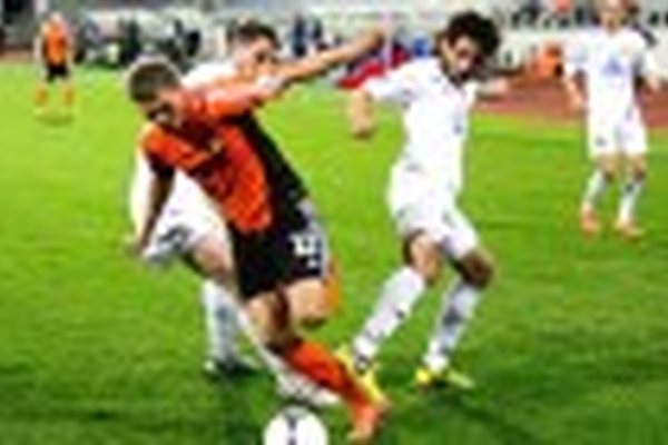 "Урал" – "Нефтехимик" – 3:0 "Урал" – "Нефтехимик" – 3:0