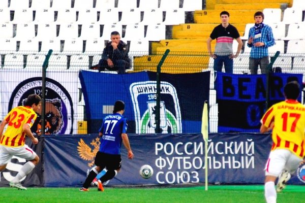 "АЛАНИЯ" – "ШИННИК": гостевой сектор