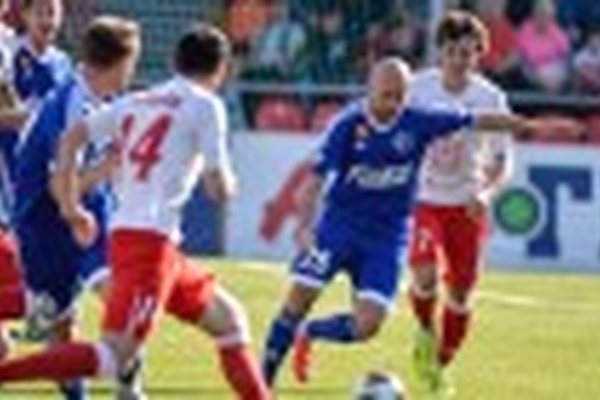 "Газовик" – Енисей" – 1:1 "Газовик" – Енисей" – 1:1"
