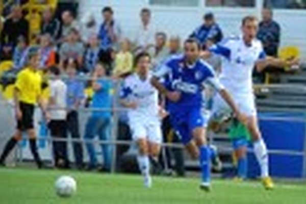 "Газовик" – "Динамо" СПб – 2:1 "Газовик" – "Динамо" СПб – 2:1
