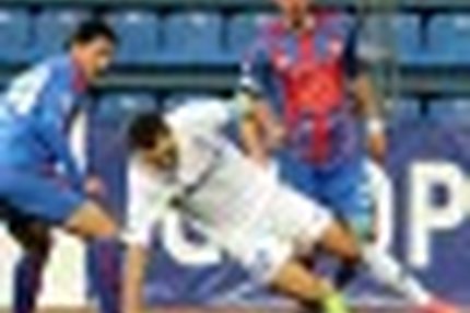 10:46 01.10.2014 Автор: Стас Меркис Источник: OneDivision.ru - Футбол России: РФПЛ, ФНЛ Футбольная Национальная Лига (ФНЛ) - Cезон 2014/2015 , Динамо…