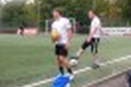 19:54 05.09.2017 Автор: Анатолий Мартынов Источник: OneDivision.ru - Футбол России: РФПЛ, ФНЛ Главное - присутствие духа Броня "танкистов" выдержала…
