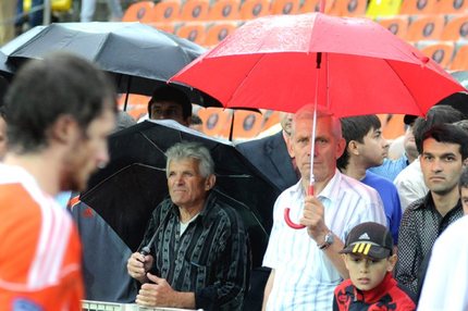 09:37 07.08.2011 Автор: Андрей Малосолов Футбольная Национальная Лига Cезон 2011/12 , Жемчужина-Сочи Сочинские страдания Не пляшите на костях…