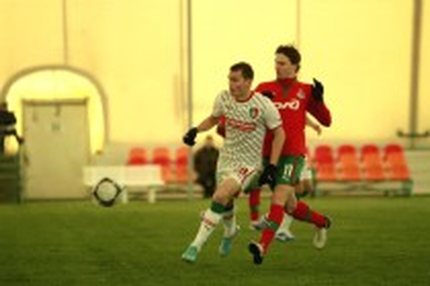 10:20 15.09.2013 Автор: Шутов Евгений Источник: OneDivision.ru - Футбол России: РФПЛ, ФНЛ Второй дивизион: зона «Запад» - Cезон 2013/14 , Локомотив-2…