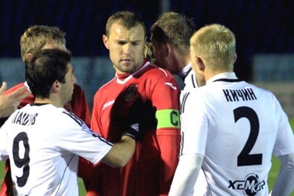 "Химик" – "Уфа" – 1:2 "Химик" – "Уфа" – 1:2