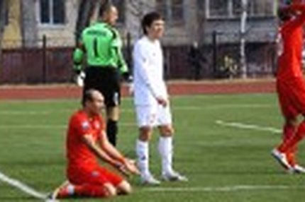 19:58 03.11.2013 Автор: OneDivision.ru Источник: OneDivision.ru - Футбол России: РФПЛ, ФНЛ Футбольная Национальная Лига (ФНЛ) - Cезон 2013/2014 ,…