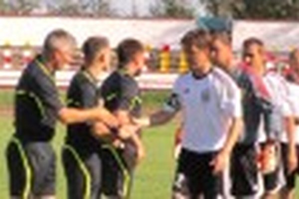 Чита - Металлург-Кузбасс - 1:0 Чита - Металлург-Кузбасс - 1:0