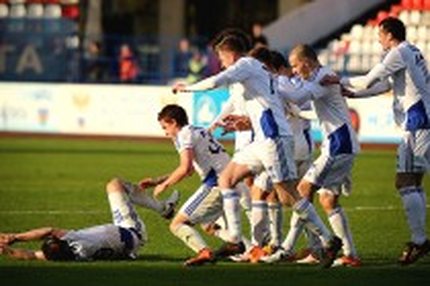 14:54 27.06.2016 Автор: Алексей Шишкин Источник: OneD ФНЛ - Cезон 2015/2016 , ПФЛ "Центр" - Cезон 2015/2016 , ПФЛ "Урал-Приволжье" - Cезон 2015/2016…