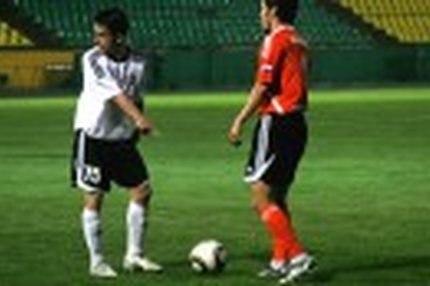 13:22 27.05.2011 Автор: Алешин Александр Второй дивизион: зона «Восток» Cезон 2011/12 , Амур-2010 - Иртыш , Смена - Динамо Барнаул , КУЗБАСС -…