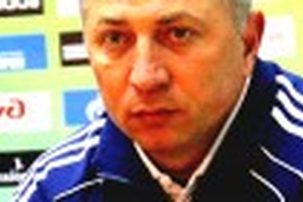 Хазрет ДЫШЕКОВ, главный тренер ФК "Черноморец": ИГРА РАЗДЕЛИЛАСЬ НА ДВЕ ЧАСТИ
