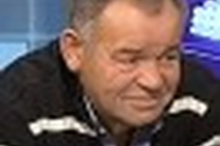 Валерий Овчинников: Чтобы задержаться в элите, "Волге" нужно менять состав на 70% Еще медиа