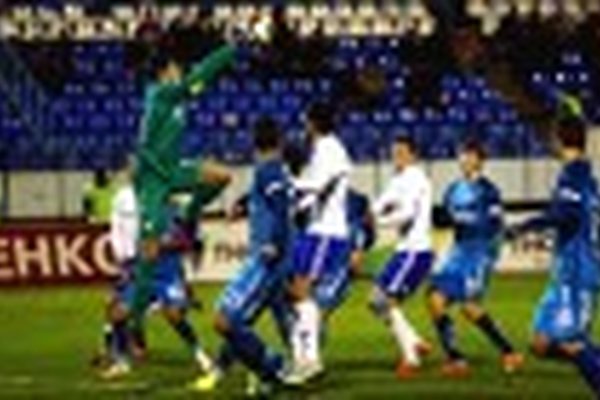 "Факел" – "Зенит-2" – 1:0 "Факел" – "Зенит-2" – 1:0