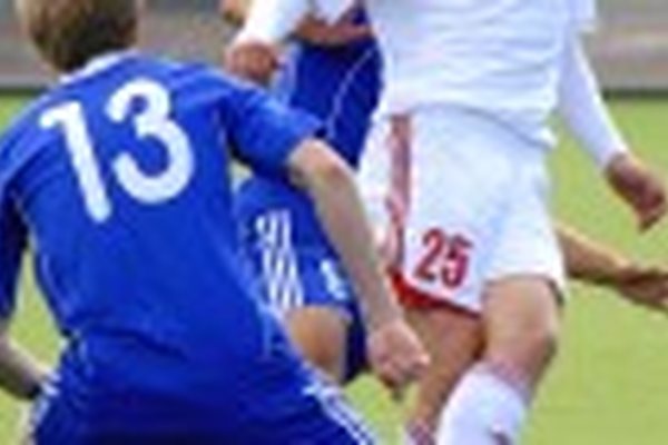 Горняк - Нефтехимик - 2:1