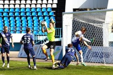 22:02 30.04.2017 Автор: Олег Олезов Источник: OneD ФНЛ - Cезон 2016/2017 , Факел - Енисей , Енисей , Факел Разложили на атомы "Факел" – "Енисей" –…