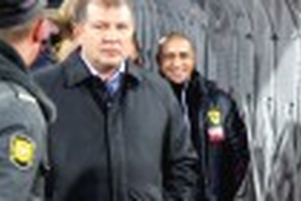 Урал - Анжи - 0:0