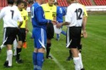 11:54 11.07.2011 Авторы: Алешин Александр, Храмов Борис Второй дивизион: зона «Восток» Cезон 2011/12 , Амур-2010 - Сибирь-2 , Смена - Сибиряк ,…