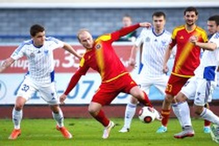 12:34 19.04.2016 Автор: Екатерина Симанова Источник: OneDivision.ru - Футбол России: РФПЛ, ФНЛ Футбольная Национальная Лига (ФНЛ) - Cезон 2015/2016 ,…