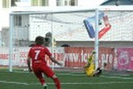 16:07 20.08.2013 Автор: Владимир Митрофанов Источник: OneDivision.ru - Футбол России: РФПЛ, ФНЛ Футбольная Национальная Лига (ФНЛ) - Cезон 2013/2014…