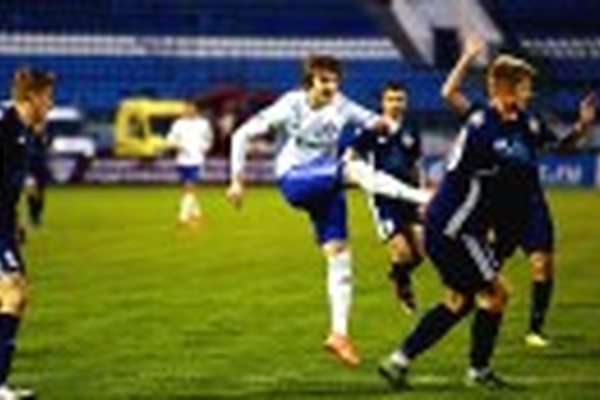 "Факел" – "Нефтехимик" – 3:2 "Факел" – "Нефтехимик" – 3:2
