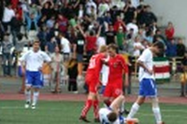 Уфа - Динамо - 1:0 Уфа - Динамо - 1:0