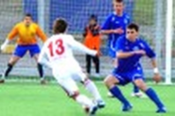 "Горняк" - "Динамо" Кир - 2:0