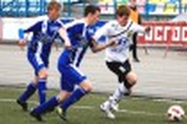 Сильный ветер помешал командам показать зрелищную игру
