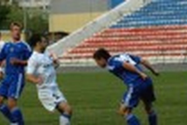 Иртыш - Смена - 0:0
