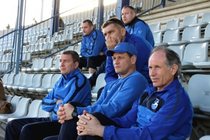 С Пафосом