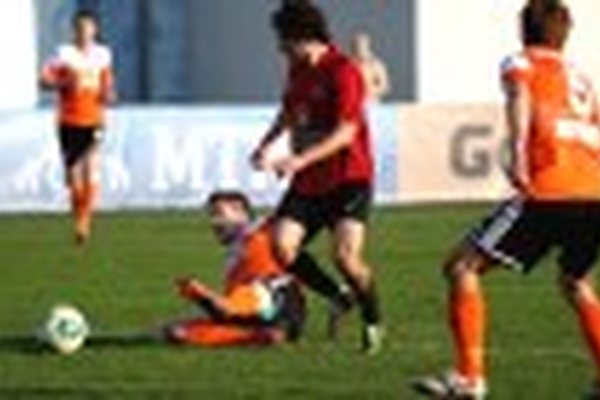 "Химки" – "Металлург-Кузбасс" – 0:0 "Химки" – "Металлург-Кузбасс" – 0:0