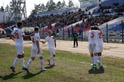 19:49 02.04.2014 Автор: Сергей Рыгалов Источник: OneDivision.ru - Футбол России: РФПЛ, ФНЛ Футбольная Национальная Лига (ФНЛ) - Cезон 2013/2014 ,…