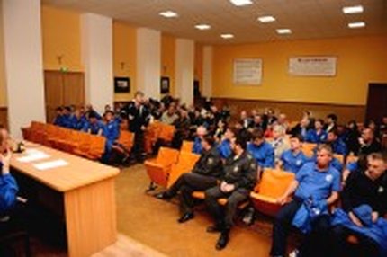 23:50 20.04.2013 Источник: Сайт болельщиков ФК "Псков-747" ПФЛ "Запад" - Cезон 2012/2013 , Псков-747 В Пскове состоялась встреча команды с…