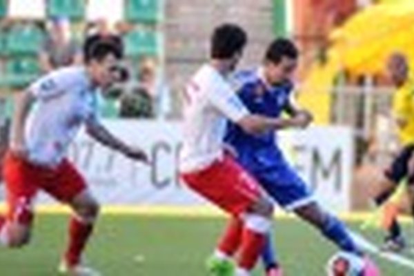 "Газовик" – Енисей" – 1:1 "Газовик" – Енисей" – 1:1"