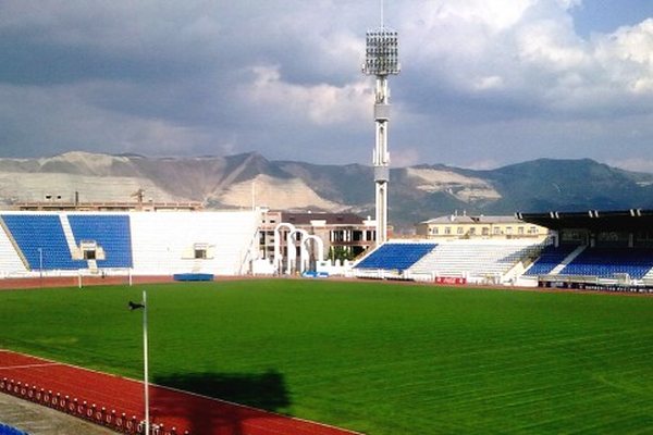 Стадион "Центральный" (Новороссийск)
