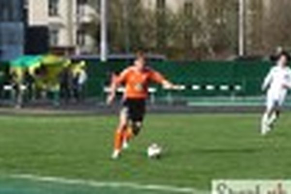 У "Металлурга-Кузбасса" атаковать через фланги особо не получалось