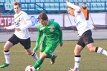 17:34 27.04.2011 Автор: Алешин Александр Второй дивизион: зона «Восток» Cезон 2011/12 , Амур-2010 - Смена , Кузбасс - Сибиряк , Металлург-Кузбасс -…