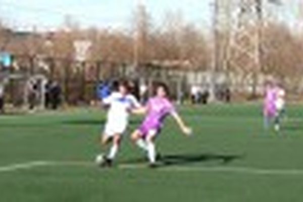 Барнаульское "Динамо" переиграло любительский клуб