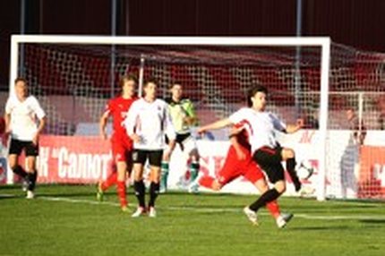11:02 11.09.2012 Автор: Андрей Юдин ФНЛ - Cезон 2012/2013 , Салют - СКА-Хабаровск , СКА-Хабаровск , Салют "Салют" – "СКА-Энергия" – 0:1 Игра без ворот