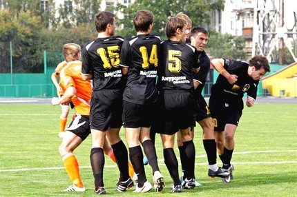 09:58 13.09.2011 Автор: Алешин Александр Второй дивизион: зона «Восток» Cезон 2011/12 , Кузбасс - Смена , Металлург-Кузбасс - Амур-2010 ,…
