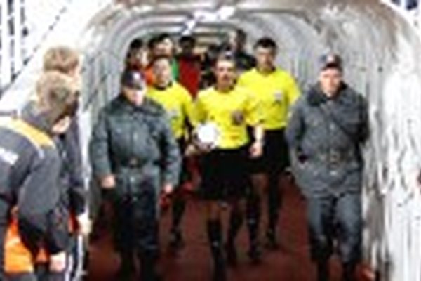 Урал - Анжи - 0:0